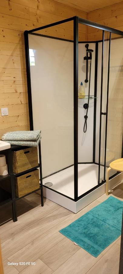 Willa Tiny House Sud Du Lot Le Montat Zewnętrze zdjęcie